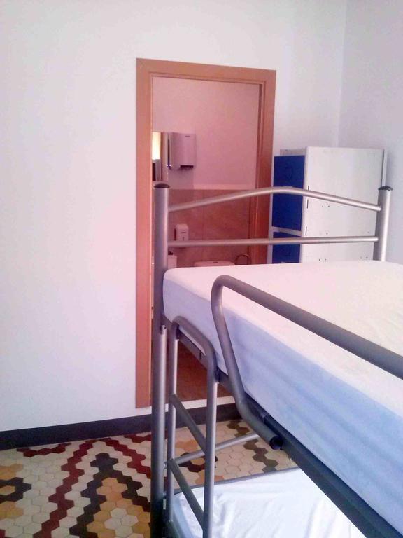 Albergue Internacional De Teruel City Backpackers Bilik gambar